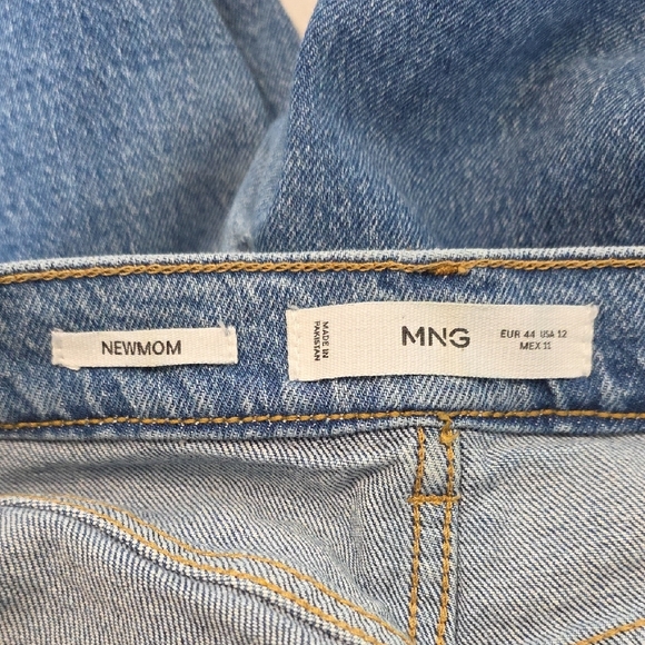 MNG New Mom Classic Blue Straight Leg Women's Jeans 5 Pocket Zipup Size 12 FLAW - Picture 5 of 11